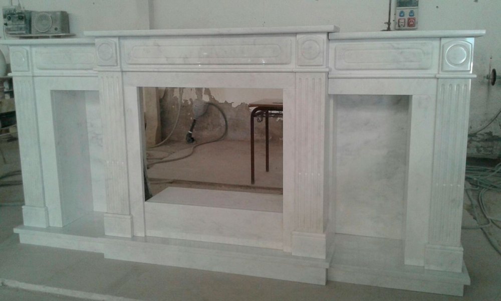 Kundenkamin 77 Stilkamin mit Anbaumöbeln
