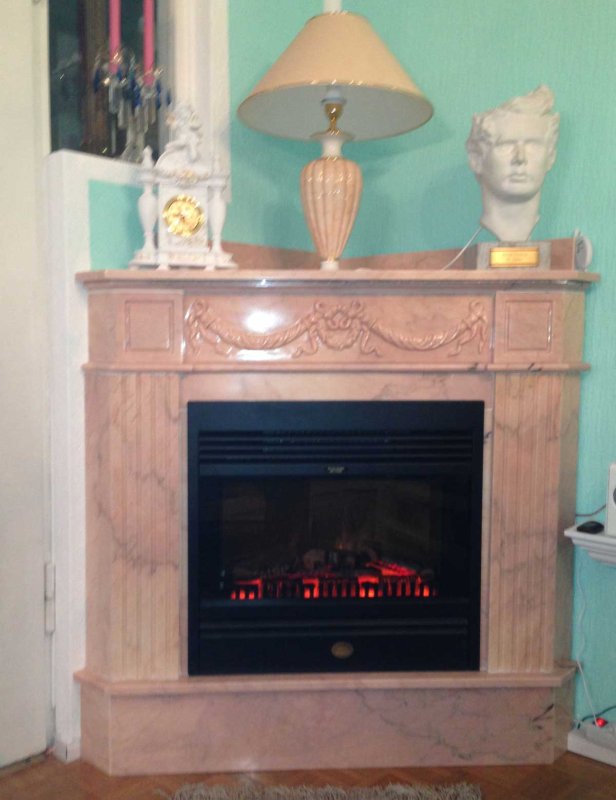 Stilkamin Toscana-Ecke Marmorkamin