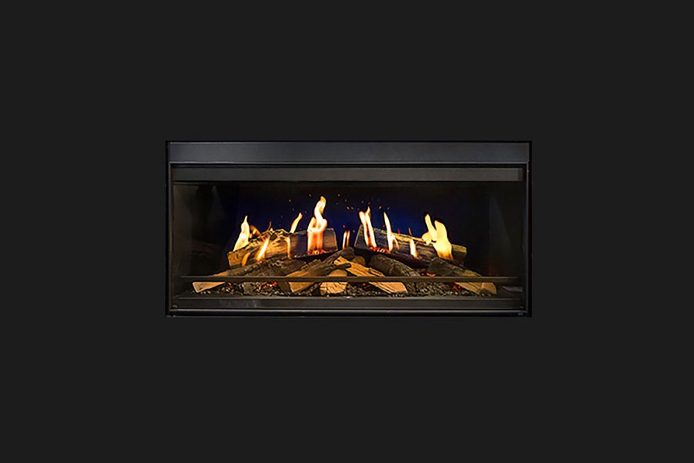 The Flame Holly-Wood 130 Front